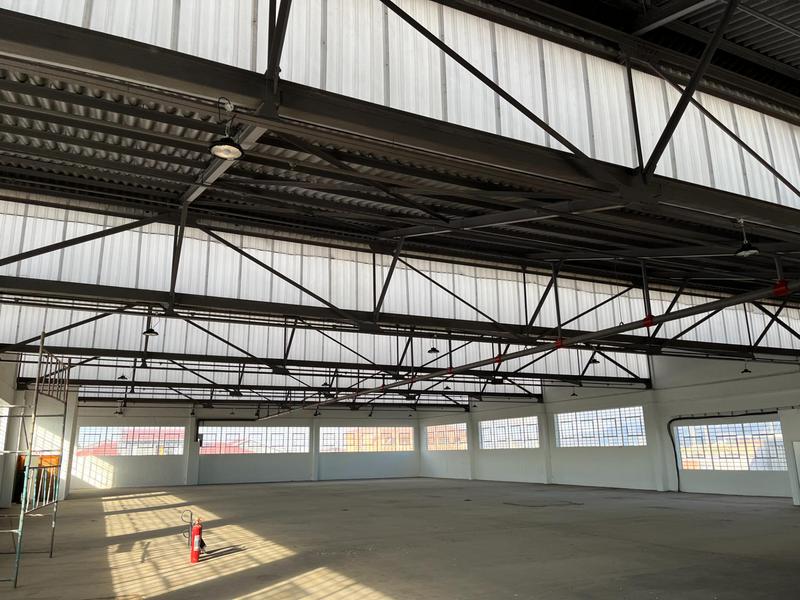 To Let Commercial Property for Rent in Maitland Western Cape